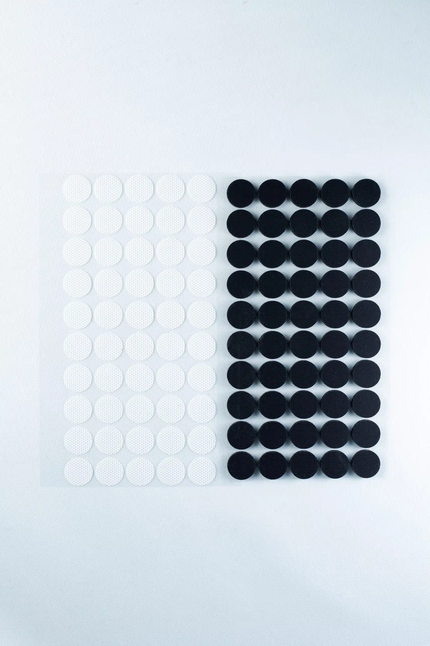 Includes two sticker sheets—one with white dots, one with black dots—in a grid pattern. Designed for use with the Self-healing Injection Port & Air Vent Filter-3M set-up.