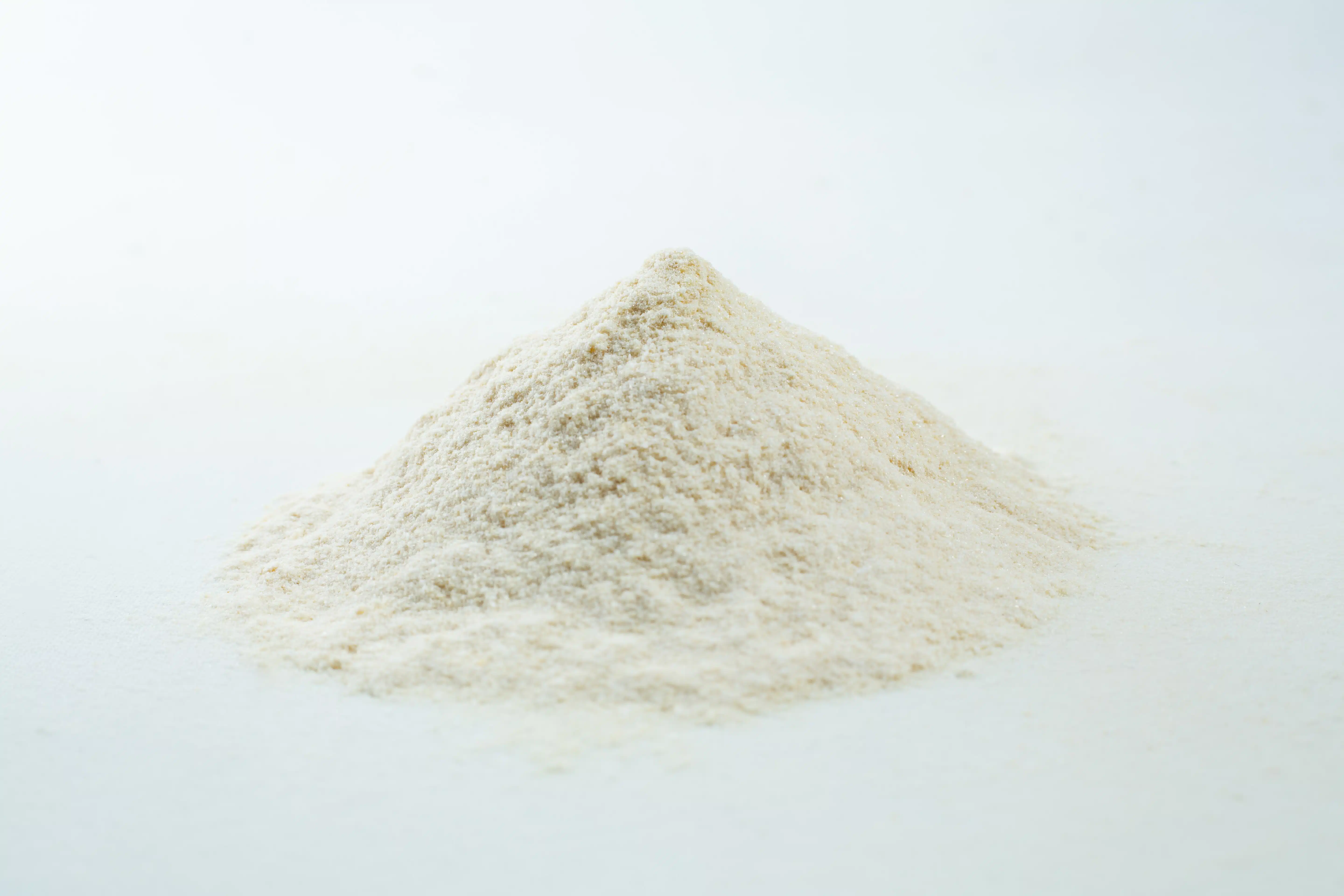 Light Malt Extract Powder 1KG (LME) 2 A small mound of white powder, likely the Agar Mix MYAG Antibacterial Malt Extract Yeast, on a plain white surface.