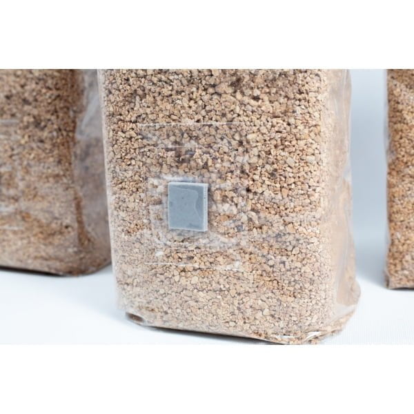 Injection port 1kg Brown Rice Flour (BRF) & Vermiculite bags PF Tek