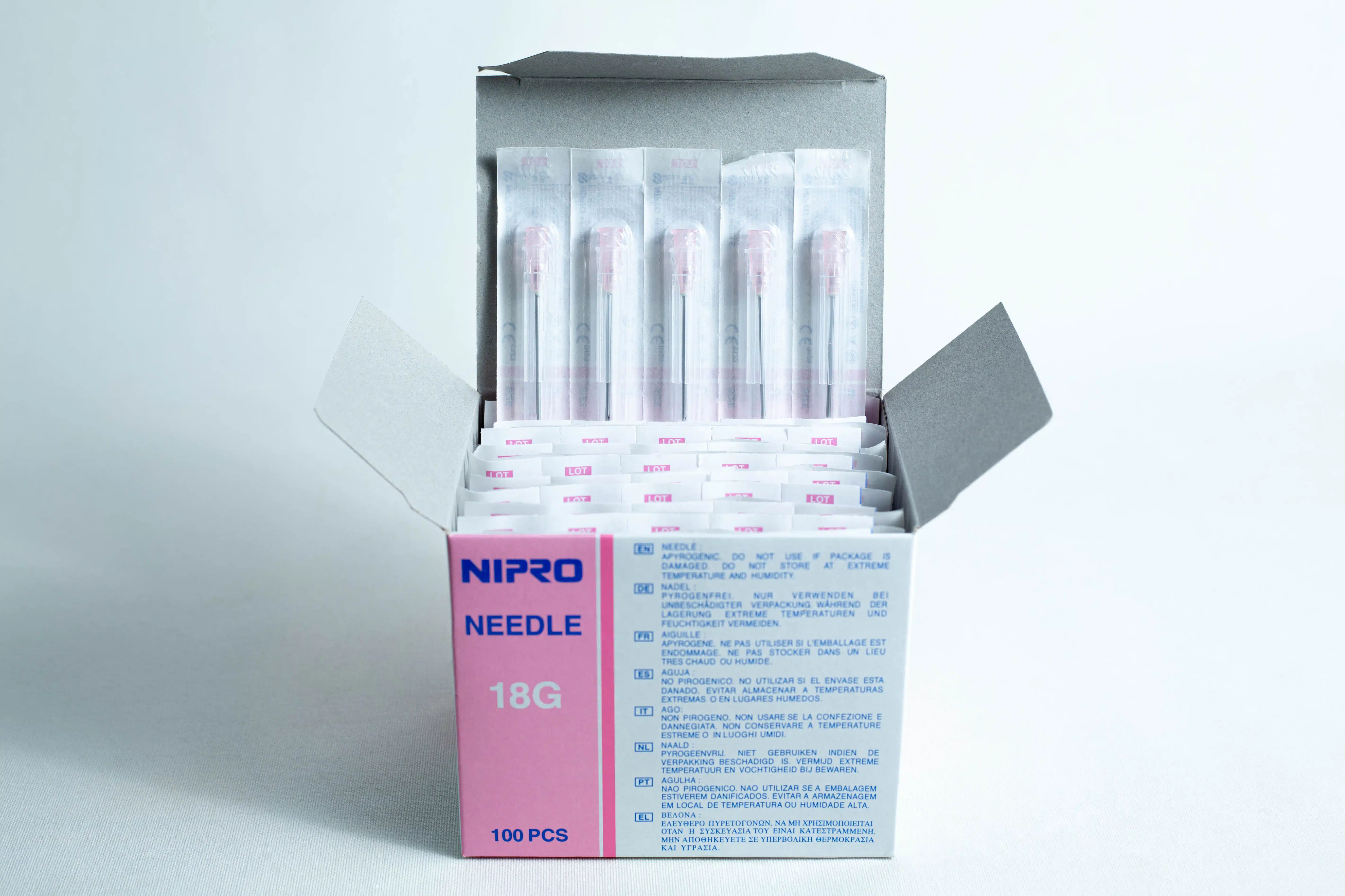 Sterile 18G hypodermic needles whole box 100pcs—each needle individually wrapped in plastic. Ideal for medical or laboratory use when you need reliable 18G needle supplies.