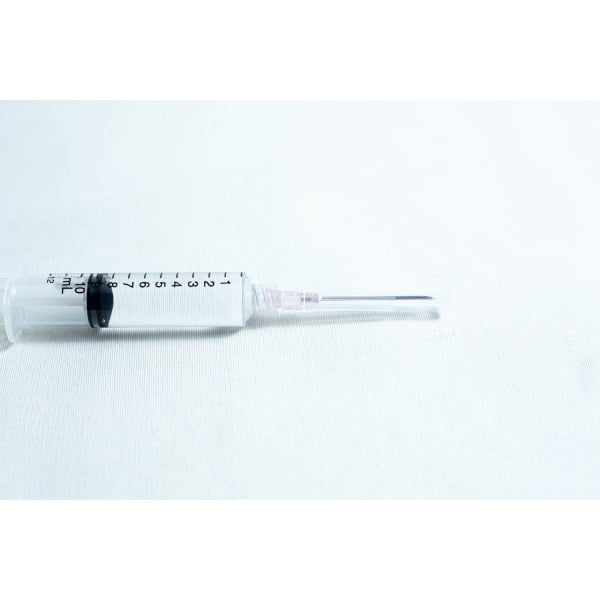 Syringe 10 ml with Needle 18G sterile hypodermic