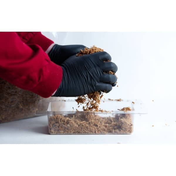 hemp hurd brick Mold filled by hand