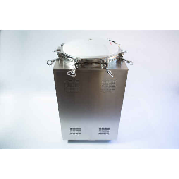 150l Vertical Autoclave with lid closed