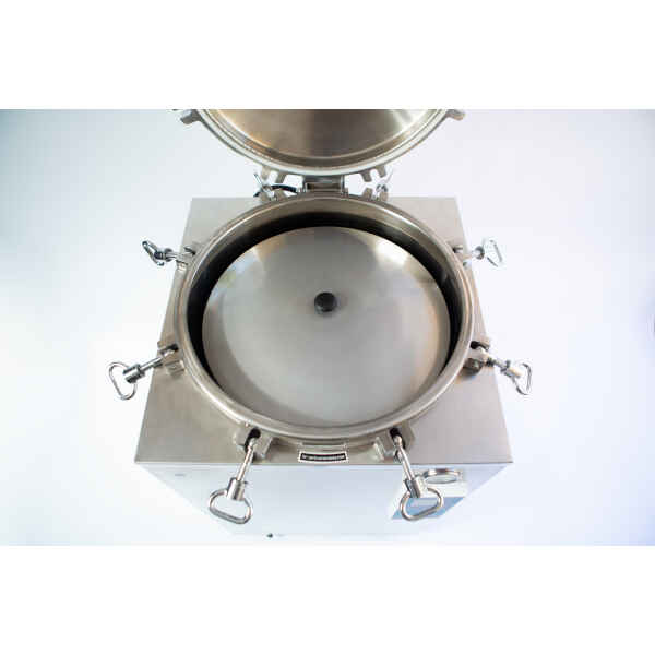 top view of 150l Vertical Autoclave