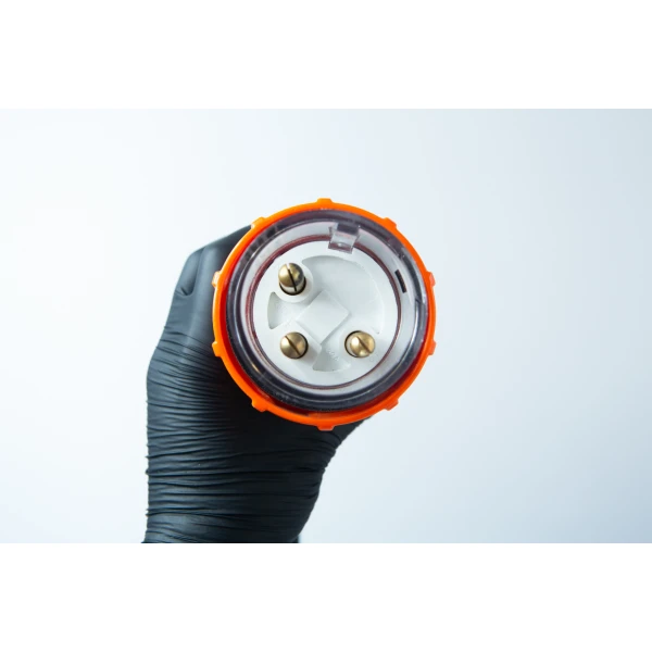 32-amp Australian single-phase straight plug with round pins