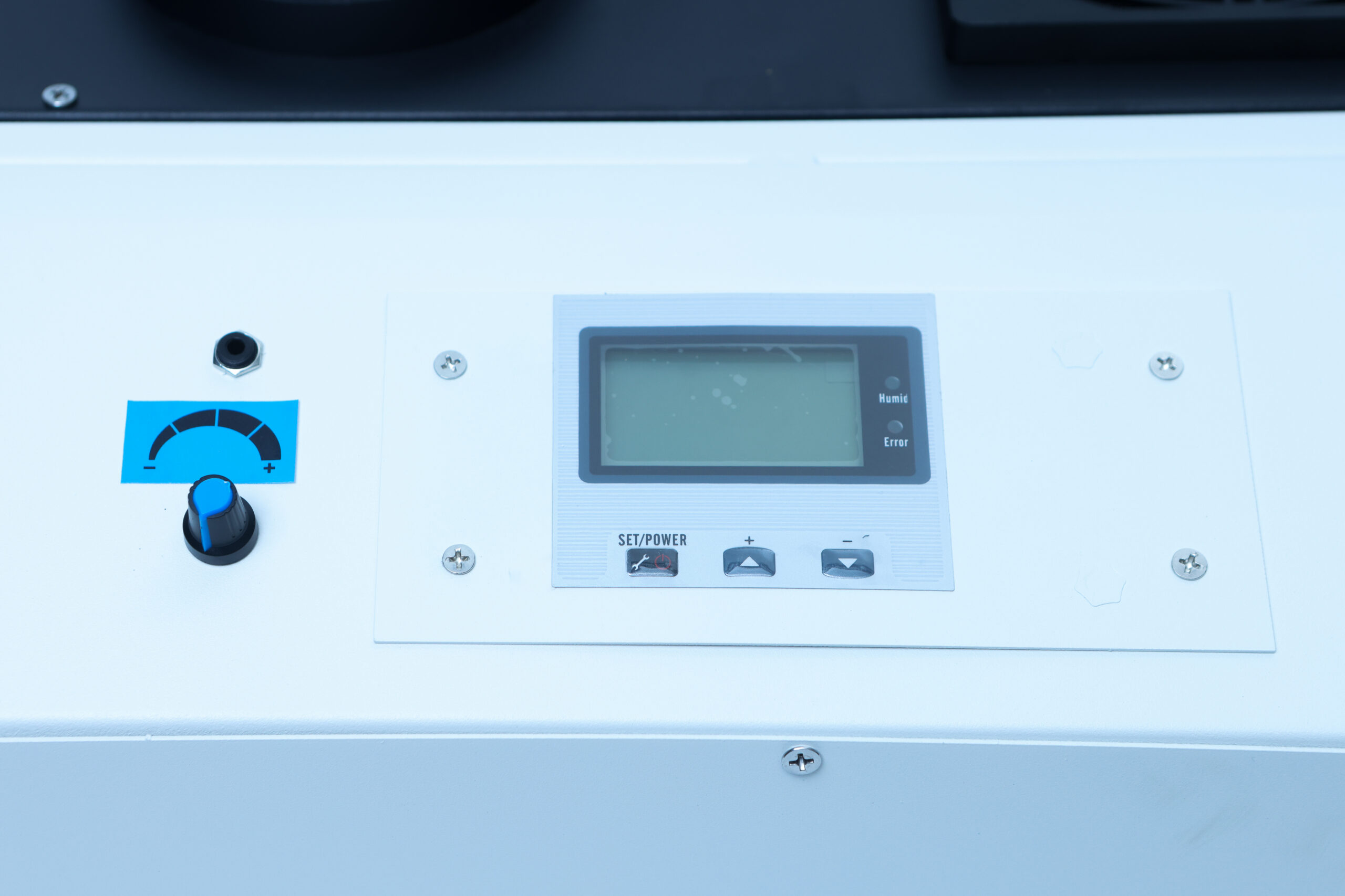 Industrial Heavy duty Ultrasonic Fogger 15L/H, Humidifier (AU 220V) 2 Digital control panel with an LCD screen, buttons, and a blue dial on a white surface.