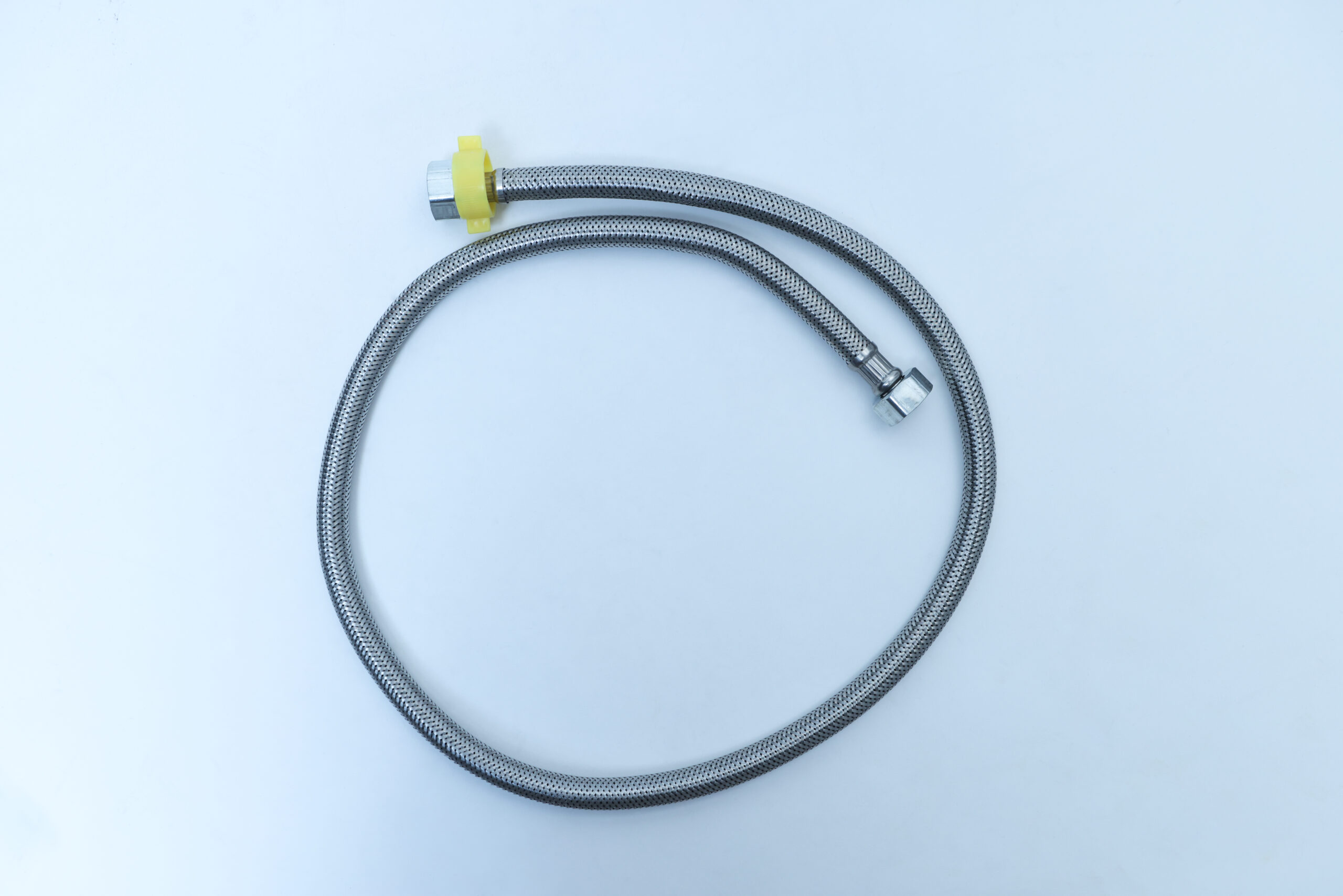 Industrial Heavy duty Ultrasonic Fogger 15L/H, Humidifier (AU 220V) 13 Flexible metal hose with connectors on both ends, one featuring a yellow plastic fitting, on a white background.